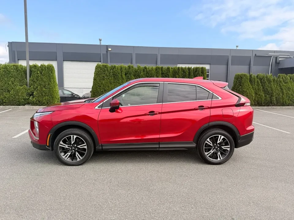 2024 Mitsubishi Eclipse Cross - Image 4 of 18
