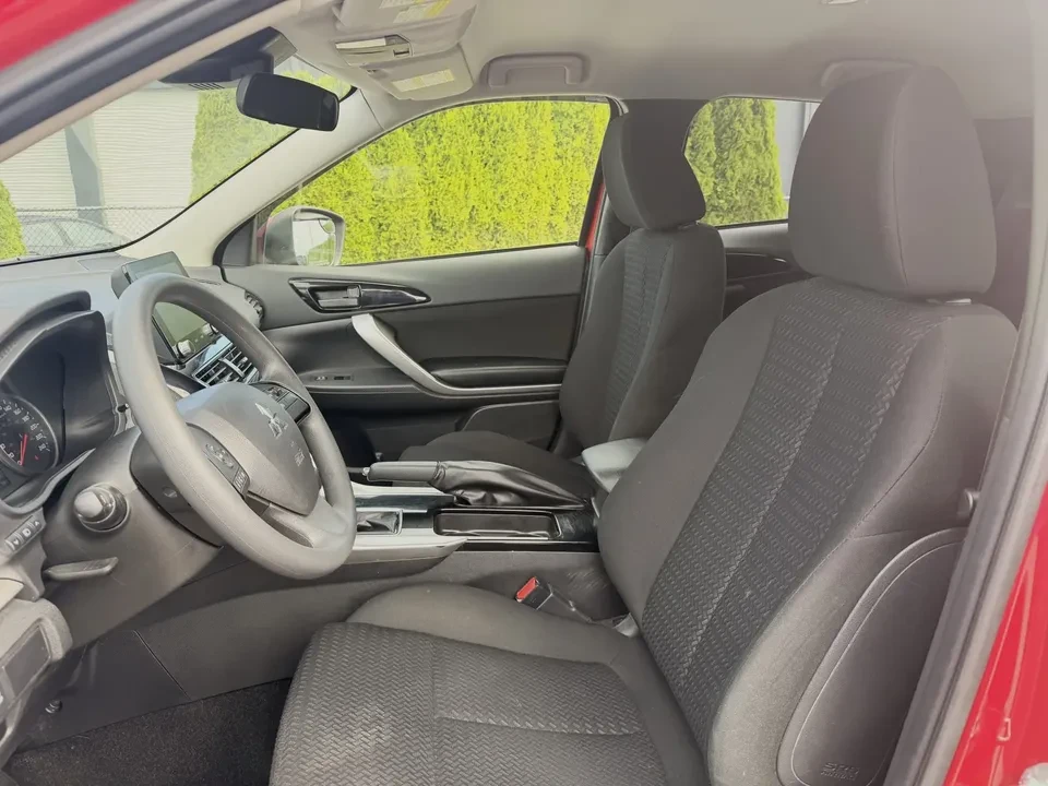 2024 Mitsubishi Eclipse Cross - Image 11 of 18