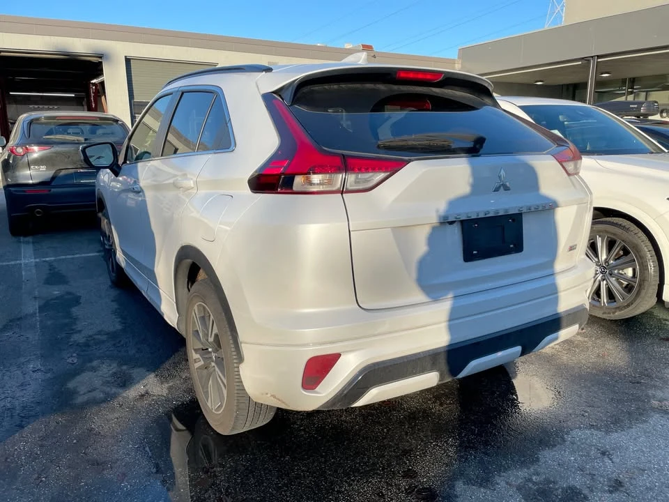 2024 Mitsubishi Eclipse Cross - Image 2 of 5