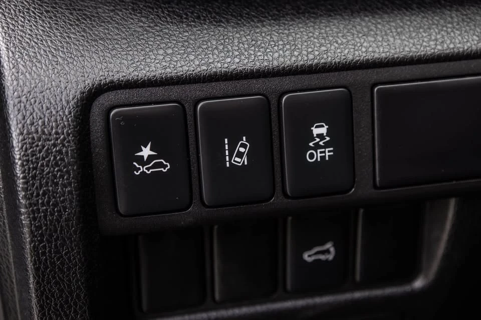 2024 Mitsubishi Eclipse Cross - Image 16 of 20