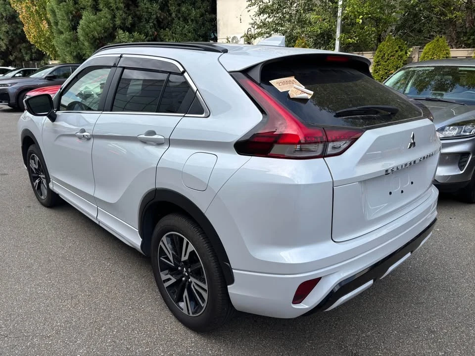 2024 Mitsubishi Eclipse Cross - Image 4 of 9