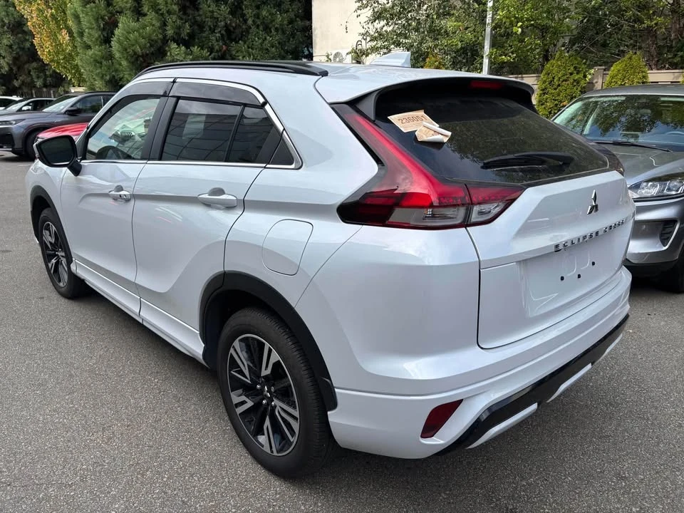 2024 Mitsubishi Eclipse Cross - Image 4 of 9