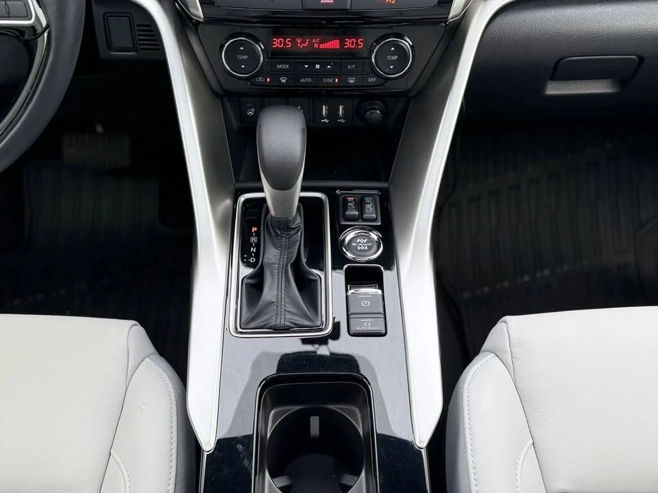 2024 Mitsubishi Eclipse Cross - Image 18 of 20