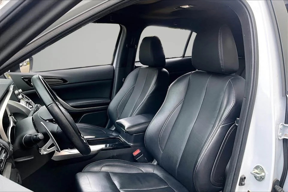 2024 Mitsubishi Eclipse Cross - Image 5 of 13