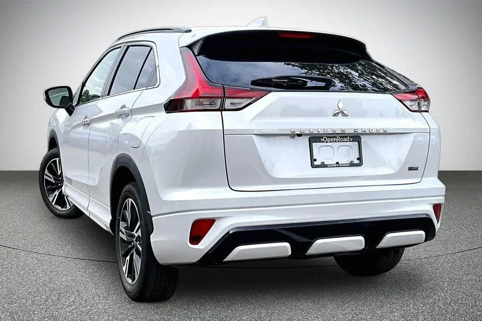 2024 Mitsubishi Eclipse Cross - Image 2 of 13