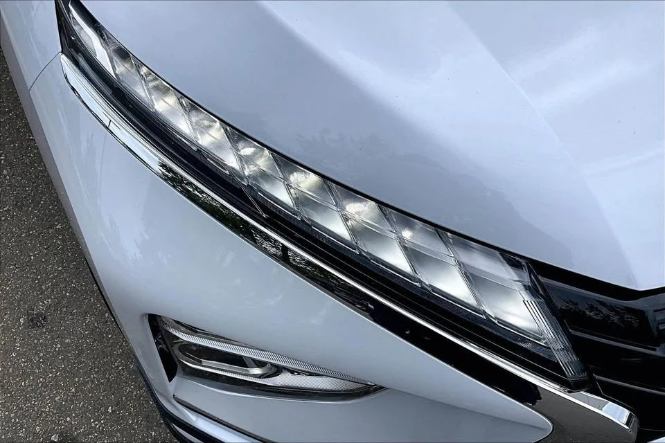 2024 Mitsubishi Eclipse Cross - Image 10 of 13