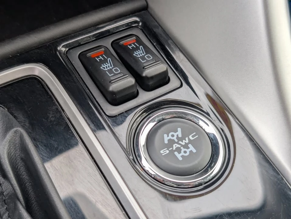 2024 Mitsubishi Eclipse Cross - Image 4 of 17