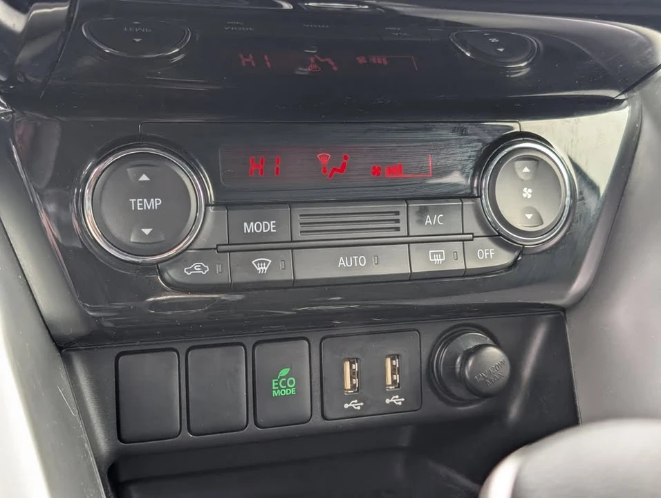 2024 Mitsubishi Eclipse Cross - Image 11 of 17
