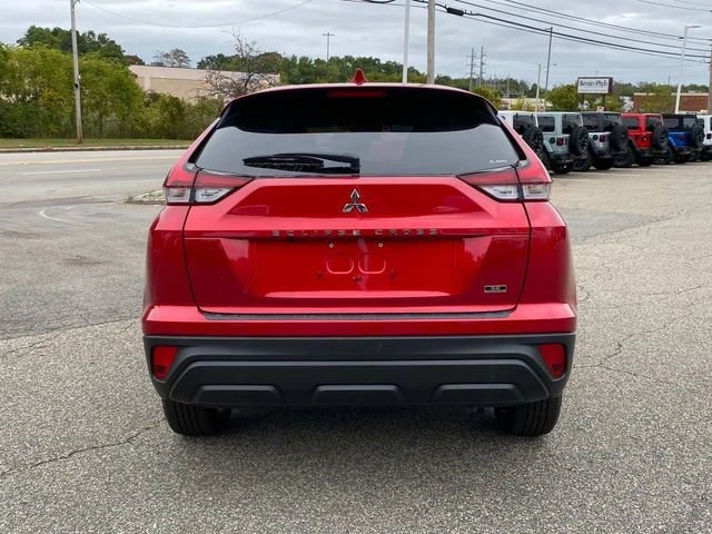 2024 Mitsubishi Eclipse Cross - Image 2 of 14