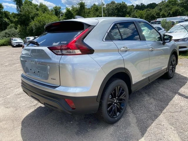 2024 Mitsubishi Eclipse Cross - Image 2 of 15