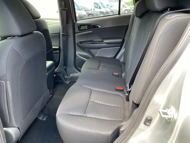 2024 Mitsubishi Eclipse Cross - Image 7 of 15