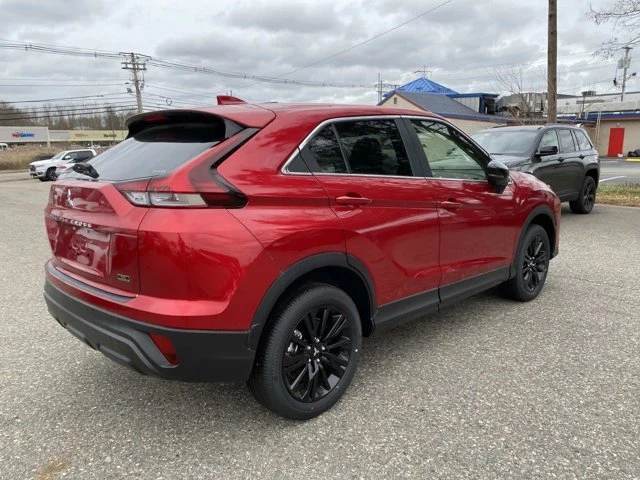 2024 Mitsubishi Eclipse Cross - Image 2 of 19