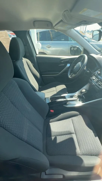 2024 Mitsubishi Eclipse Cross - Image 3 of 4