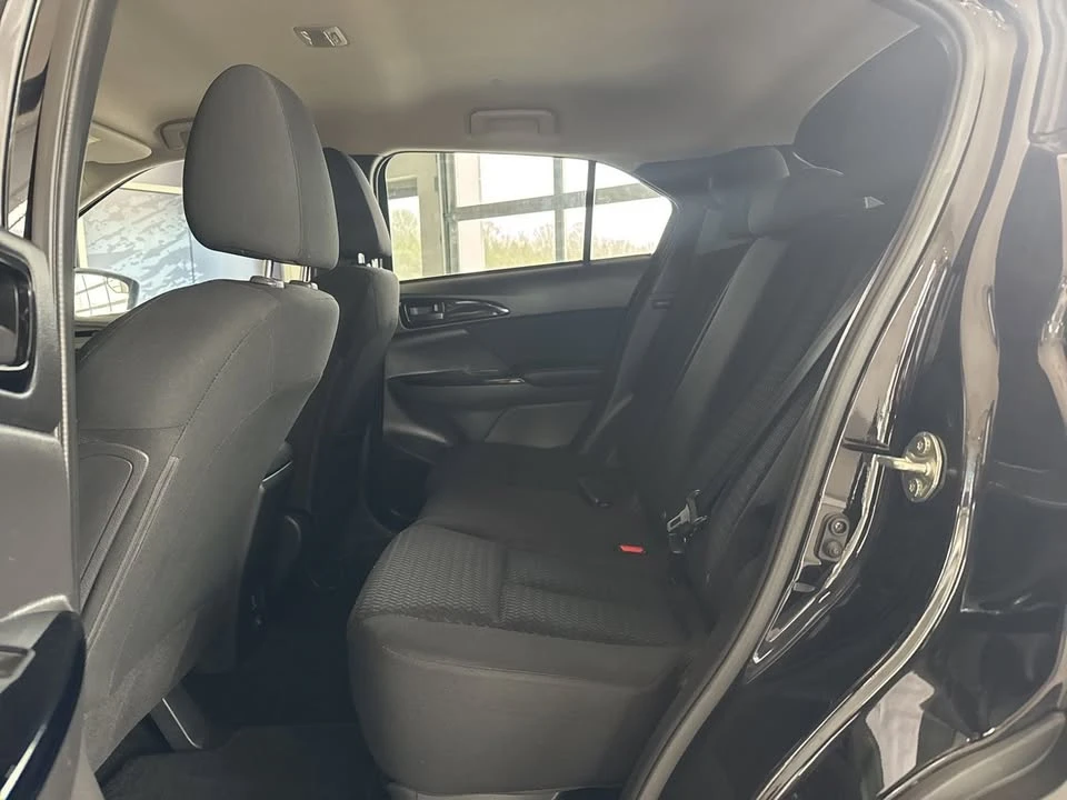 2024 Mitsubishi Eclipse Cross - Image 10 of 15