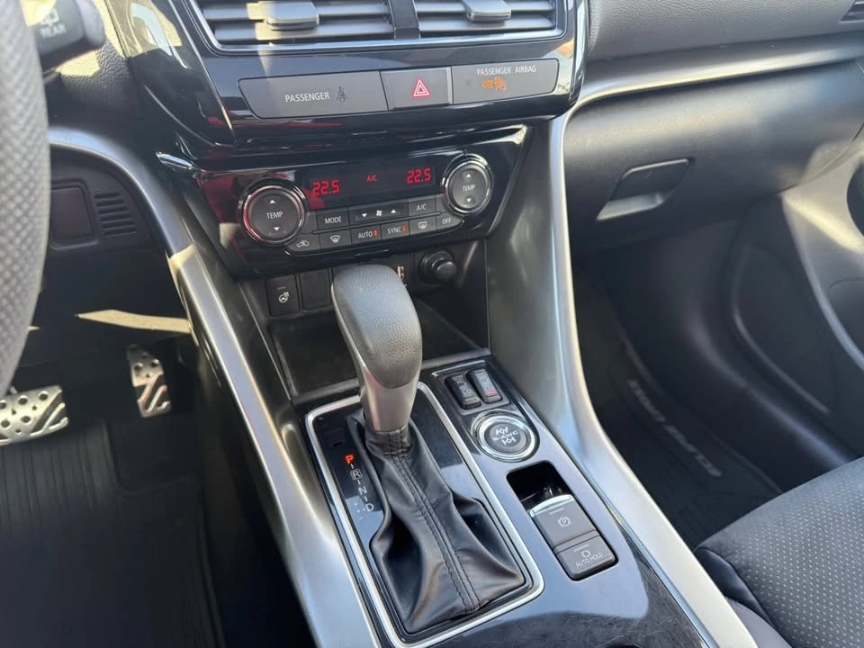 2024 Mitsubishi Eclipse Cross - Image 8 of 11