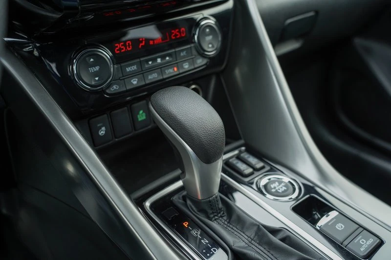 2024 Mitsubishi Eclipse Cross - Image 12 of 19