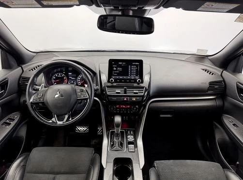 2024 Mitsubishi Eclipse Cross - Image 2 of 10
