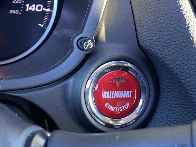 2024 Mitsubishi Eclipse Cross - Image 19 of 20