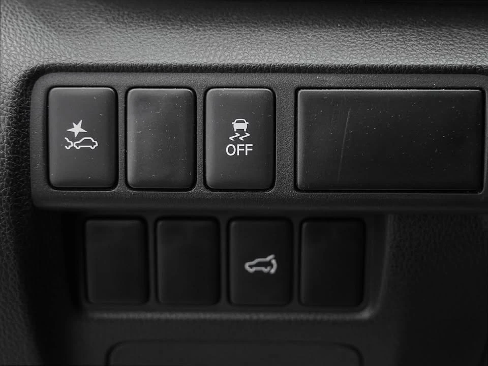 2024 Mitsubishi Eclipse Cross - Image 17 of 20