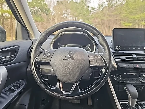 2024 Mitsubishi Eclipse Cross - Image 10 of 11