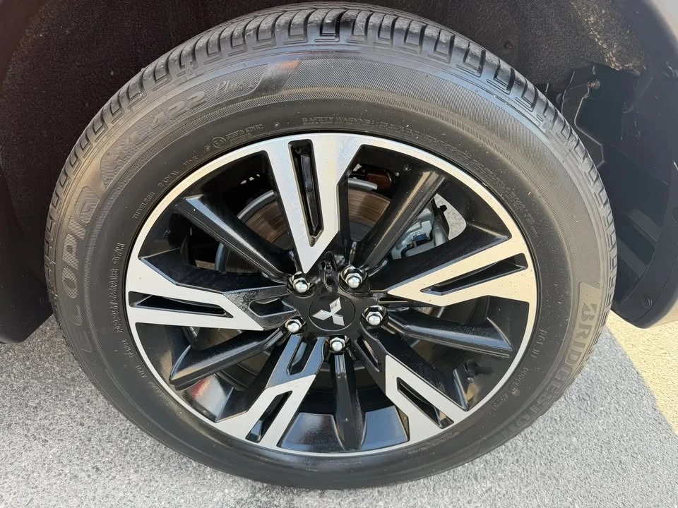 2024 Mitsubishi Eclipse Cross - Image 15 of 15