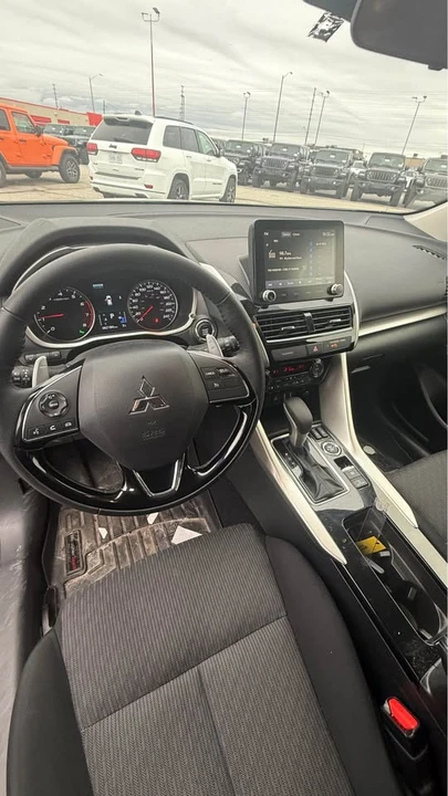 2024 Mitsubishi Eclipse Cross - Image 6 of 8