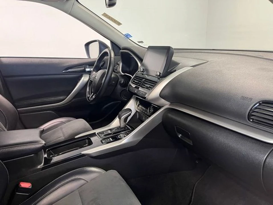 2024 Mitsubishi Eclipse Cross - Image 10 of 20