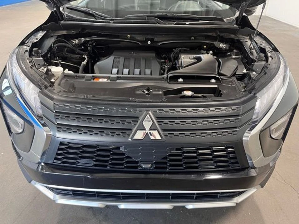 2024 Mitsubishi Eclipse Cross - Image 8 of 20