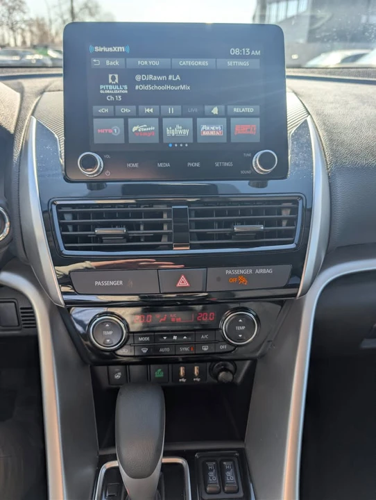 2024 Mitsubishi Eclipse Cross - Image 15 of 17