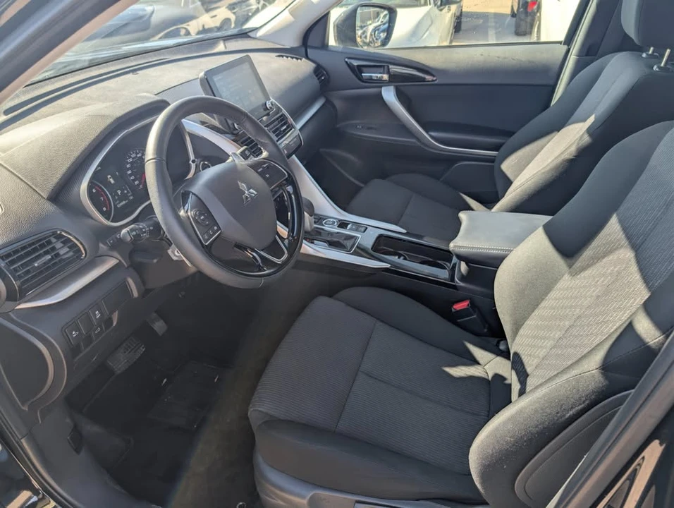 2024 Mitsubishi Eclipse Cross - Image 10 of 17