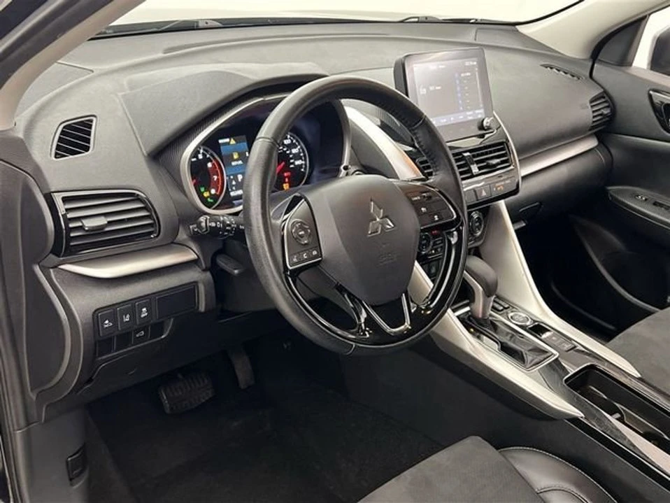 2024 Mitsubishi Eclipse Cross - Image 7 of 10