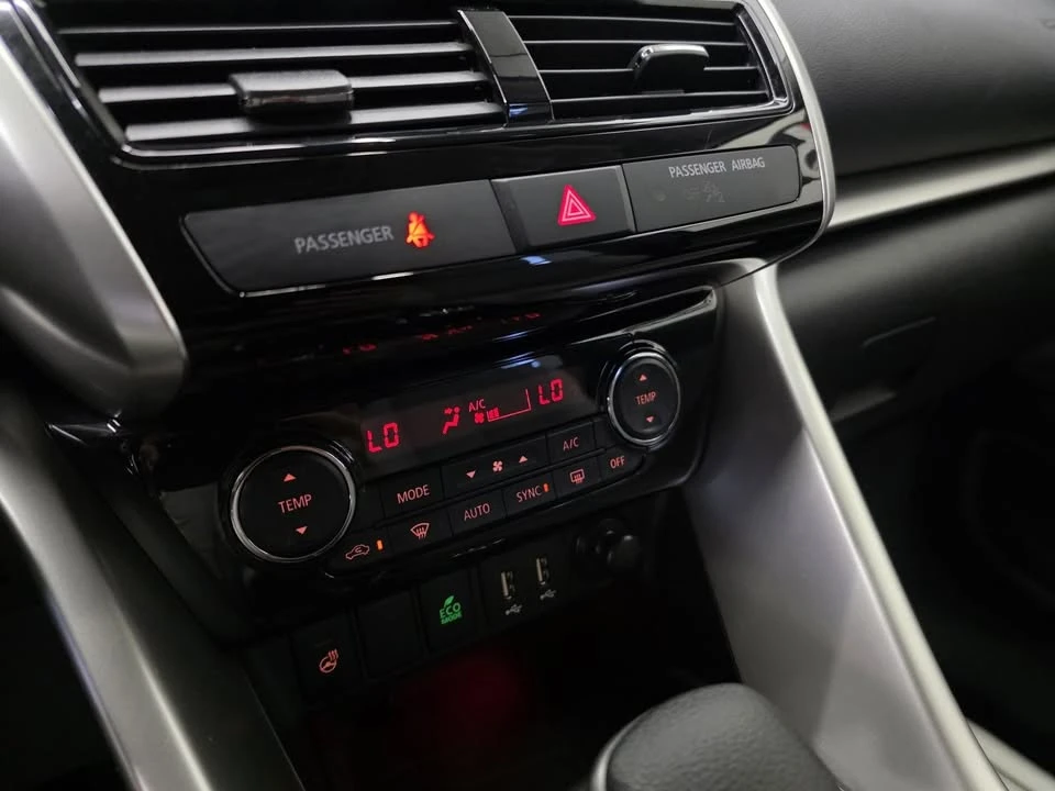 2024 Mitsubishi Eclipse Cross - Image 13 of 15
