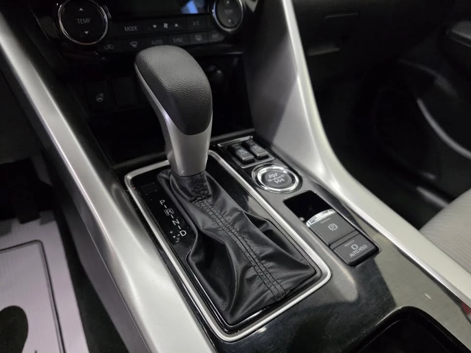 2024 Mitsubishi Eclipse Cross - Image 7 of 15