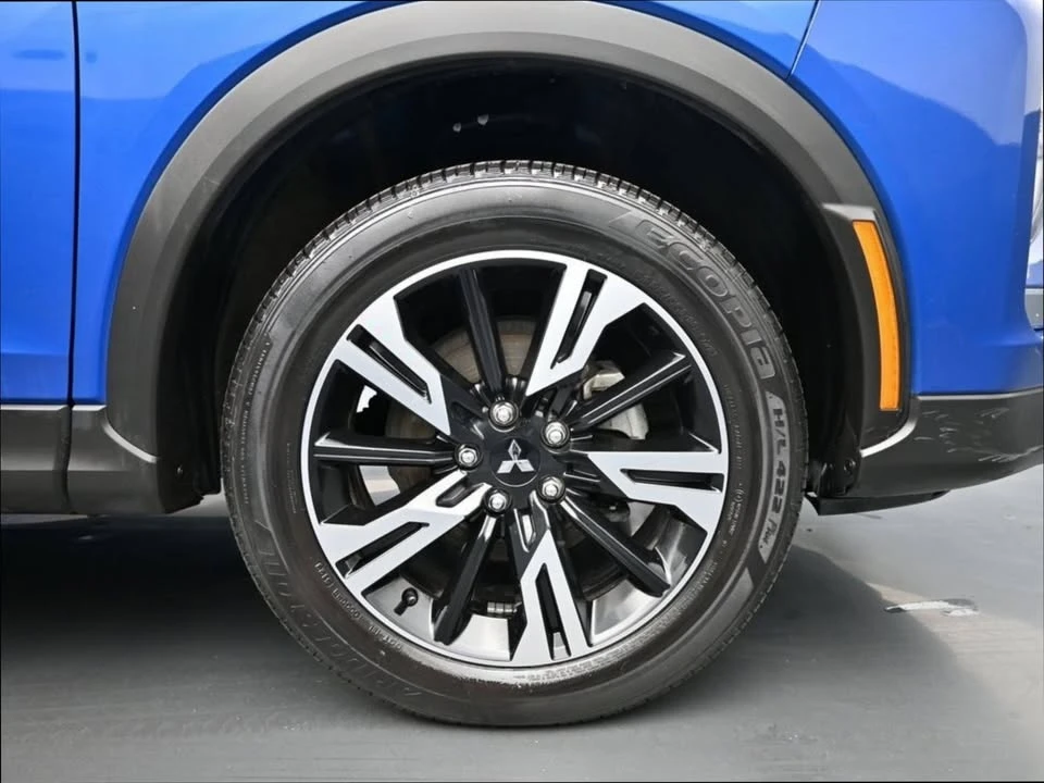 2024 Mitsubishi Eclipse Cross - Image 7 of 15