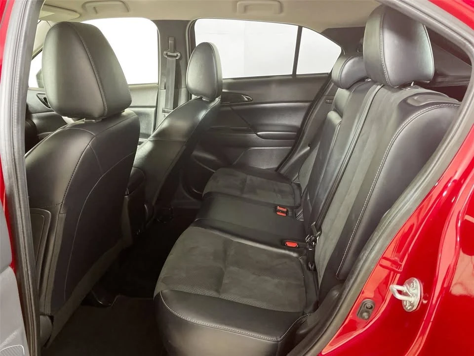 2024 Mitsubishi Eclipse Cross - Image 11 of 19