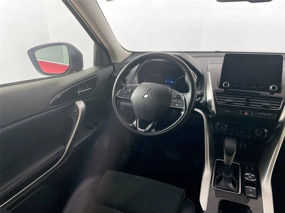 2024 Mitsubishi Eclipse Cross - Image 16 of 19