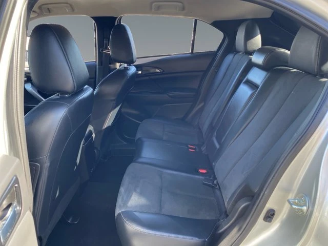 2024 Mitsubishi Eclipse Cross - Image 13 of 16