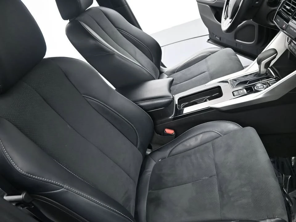 2024 Mitsubishi Eclipse Cross - Image 11 of 20