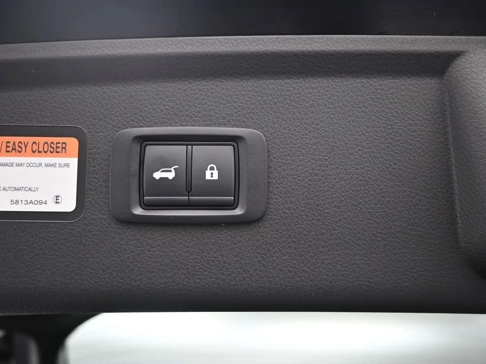 2024 Mitsubishi Eclipse Cross - Image 16 of 20