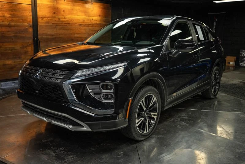 2024 Mitsubishi Eclipse Cross - Image 2 of 19