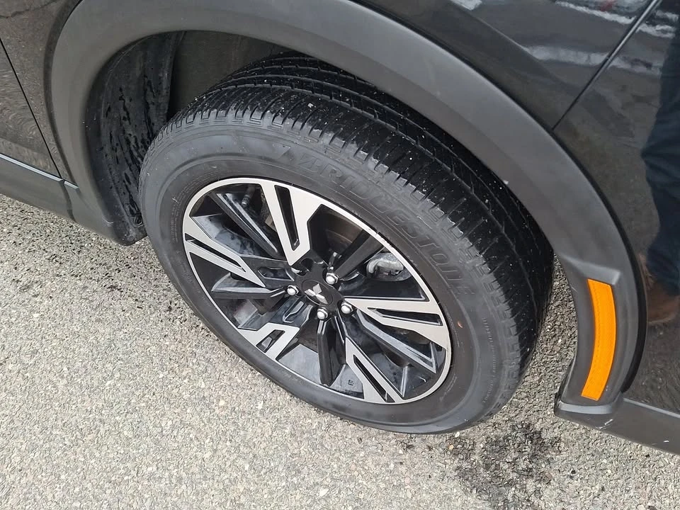2024 Mitsubishi Eclipse Cross - Image 7 of 18