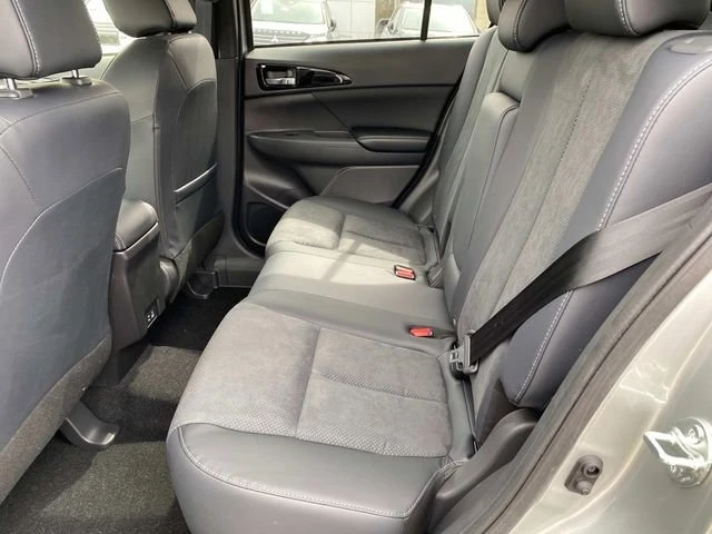 2024 Mitsubishi Eclipse Cross - Image 6 of 12