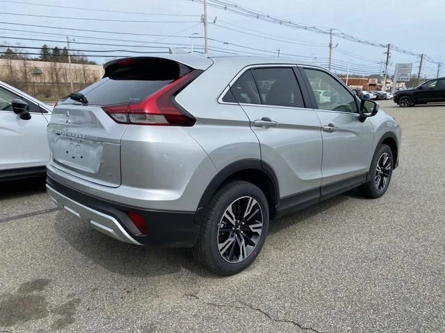 2024 Mitsubishi Eclipse Cross - Image 2 of 15