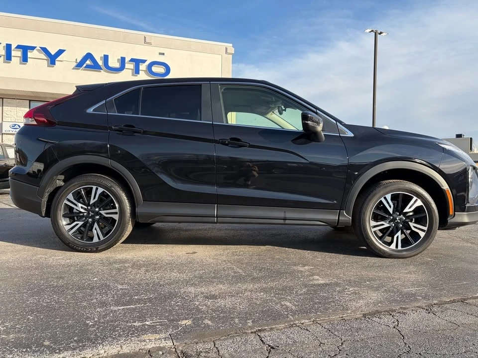 2024 Mitsubishi Eclipse Cross - Image 5 of 19
