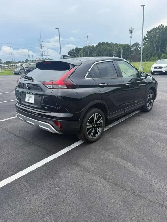 2024 Mitsubishi Eclipse Cross - Image 3 of 11