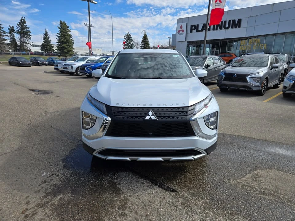 2024 Mitsubishi Eclipse Cross - Image 2 of 20