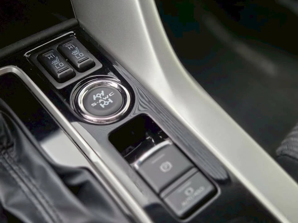2024 Mitsubishi Eclipse Cross - Image 13 of 14