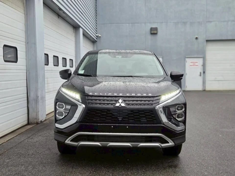 2024 Mitsubishi Eclipse Cross - Image 2 of 14