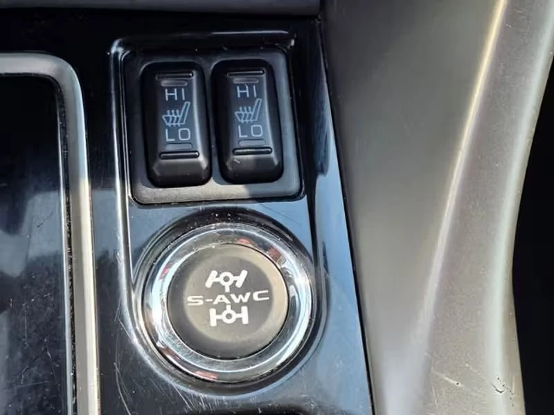 2024 Mitsubishi Eclipse Cross - Image 18 of 19