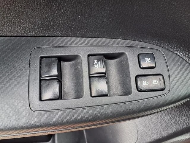 2024 Mitsubishi Eclipse Cross - Image 8 of 12